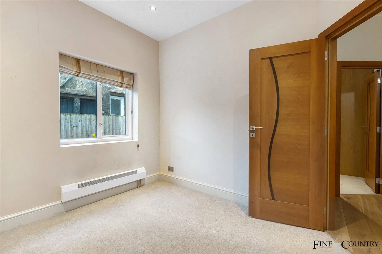 St. Gabriels Road, London, photo 16