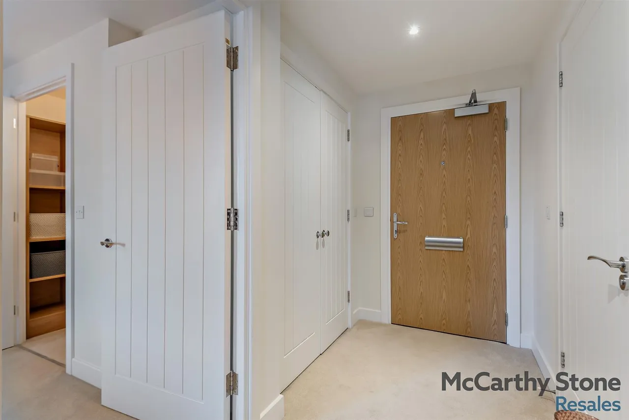 Station Road, Hook, RG27, photo 18