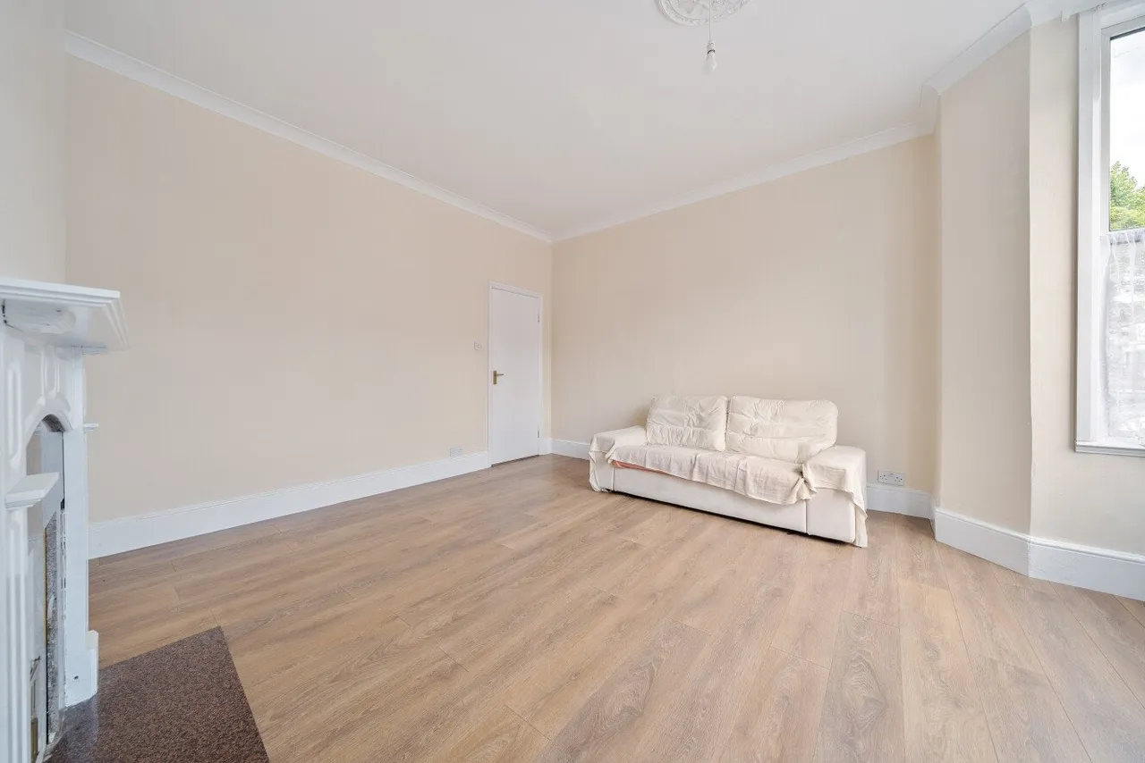 Brownhill Road, Catford, London, SE6, photo 8