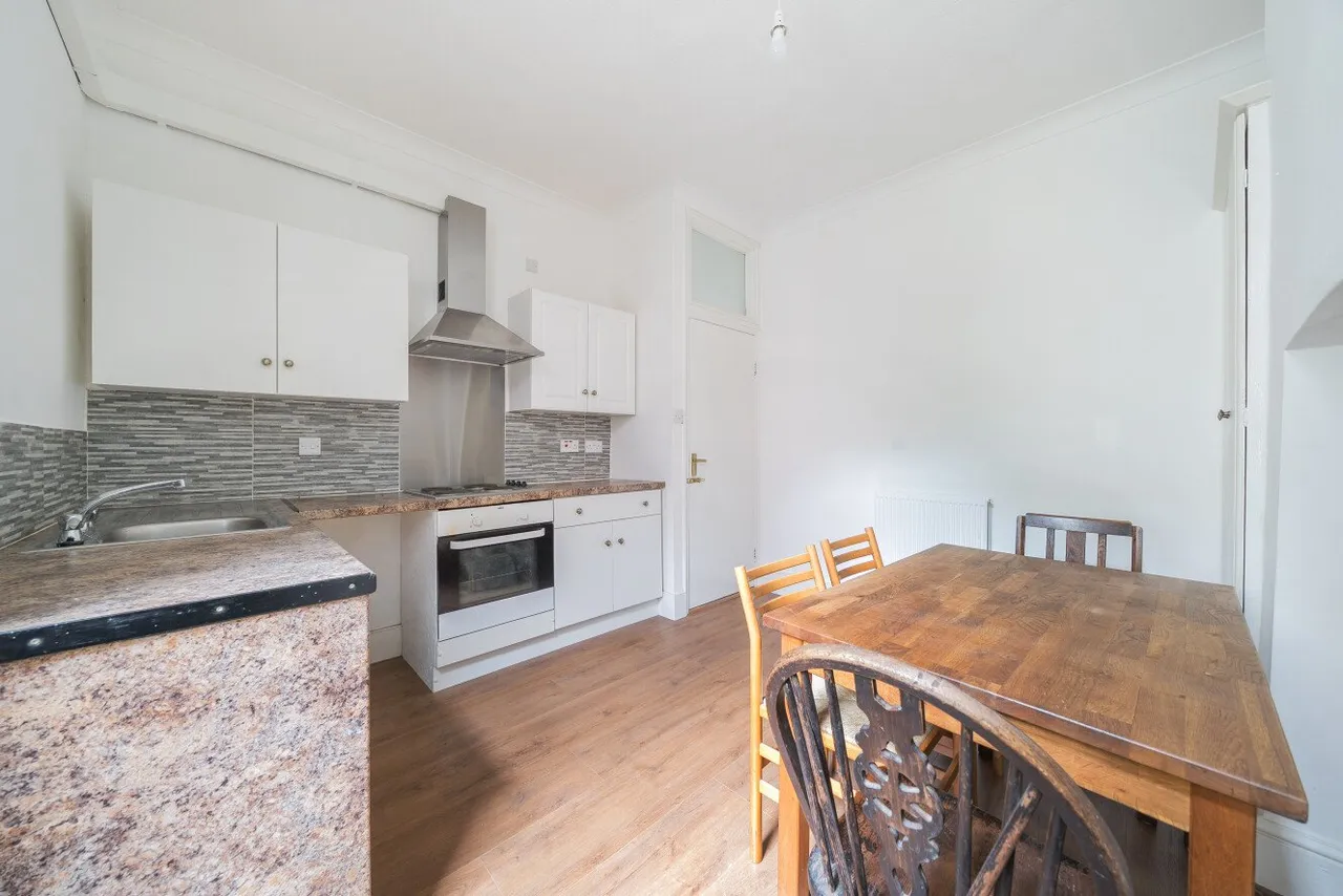 Brownhill Road, Catford, London, SE6, photo 7
