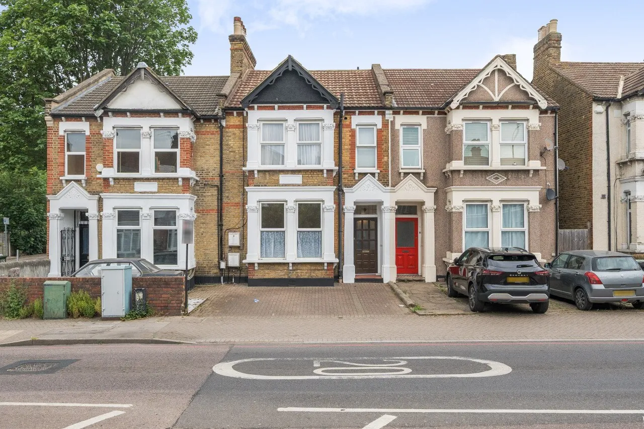 Brownhill Road, Catford, London, SE6, photo 5