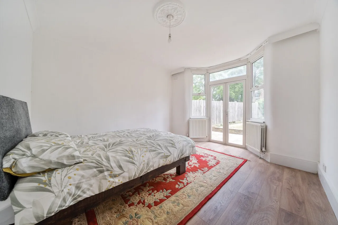 Brownhill Road, Catford, London, SE6, photo 3