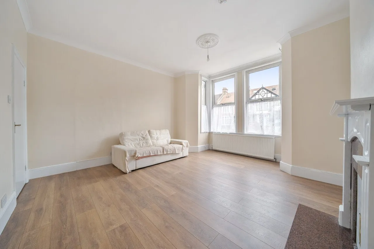 Brownhill Road, Catford, London, SE6, photo 6