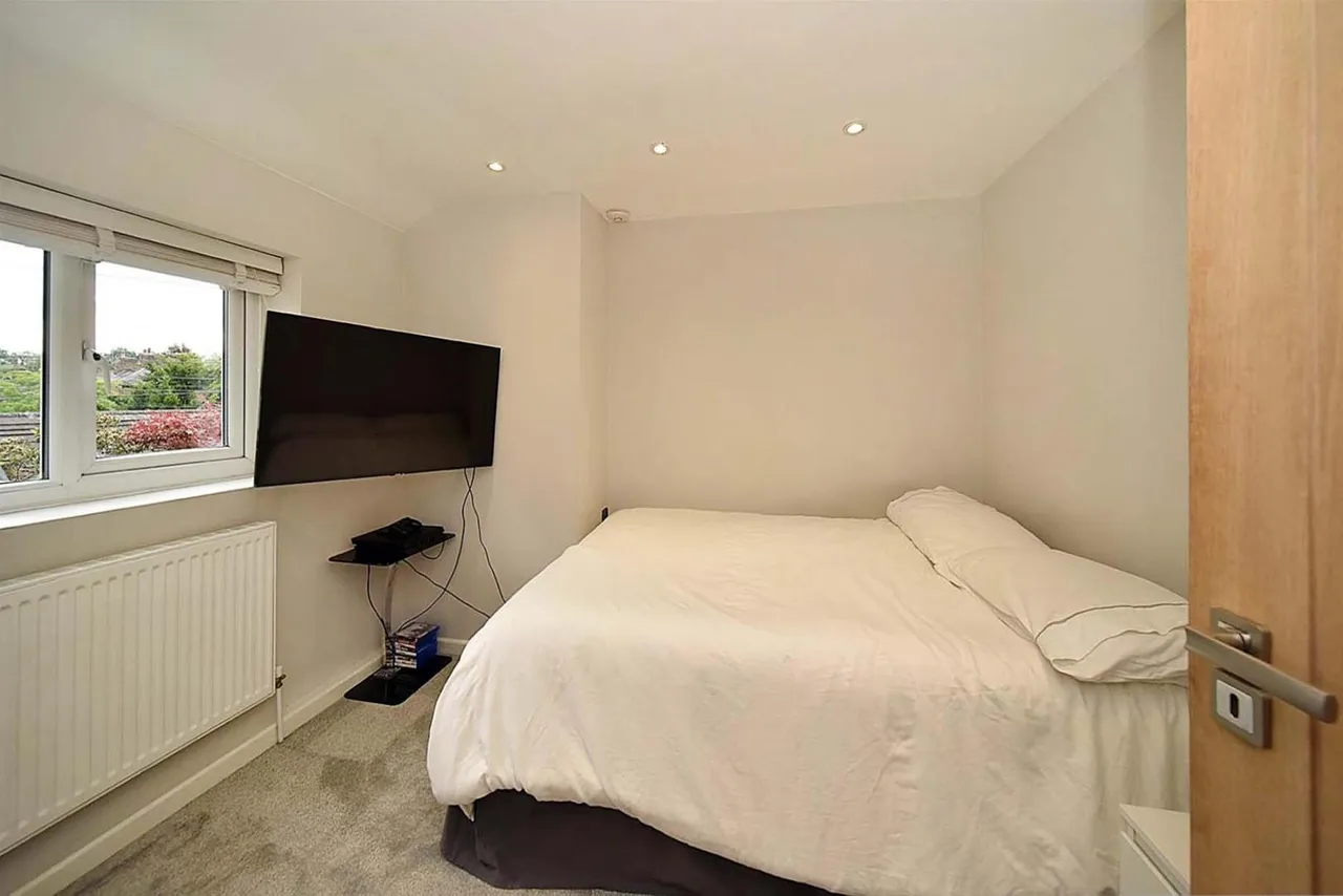 Bridgegreen House, New Road, Prestbury, photo 8