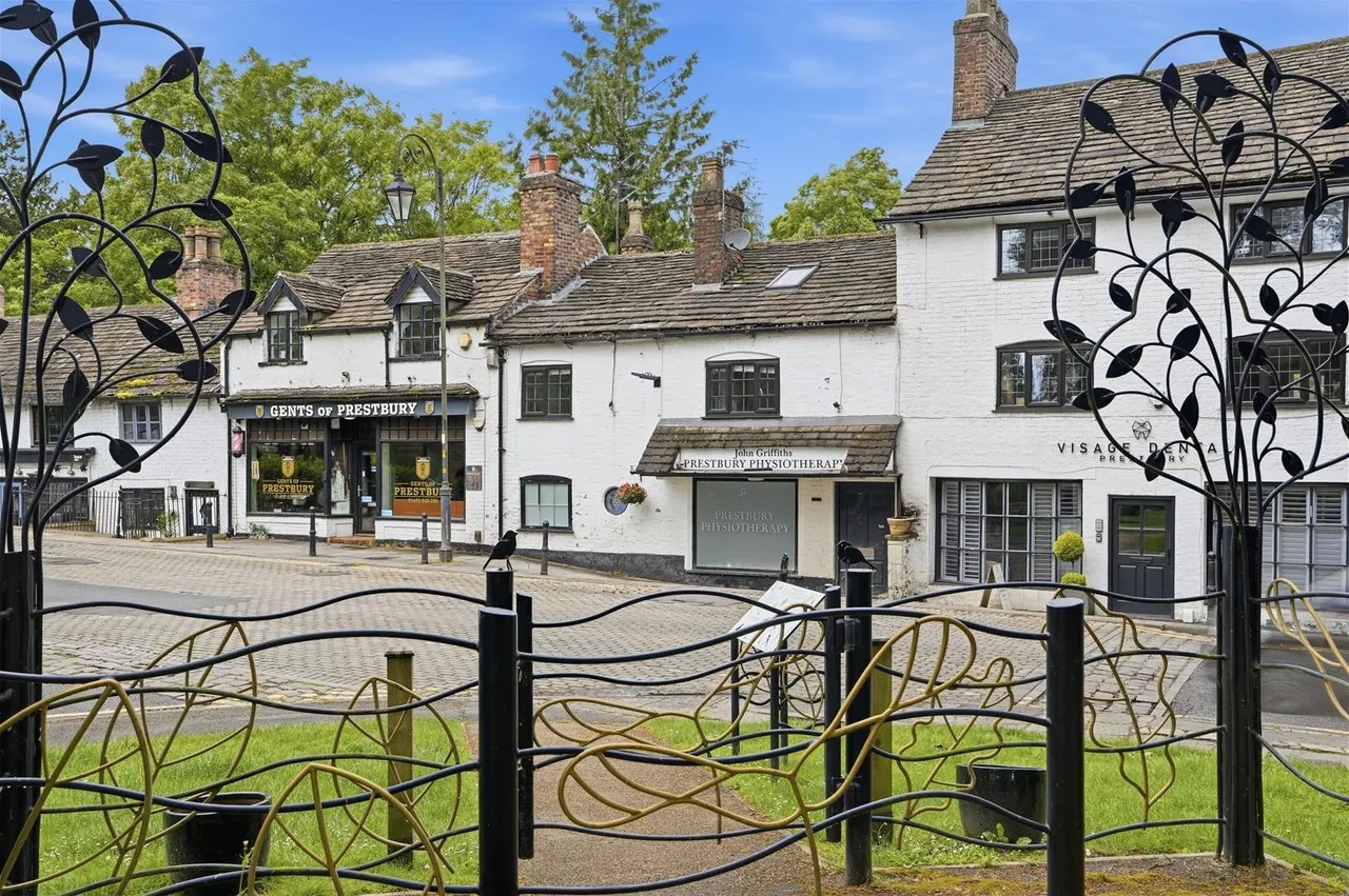 Bridgegreen House, New Road, Prestbury, photo 5