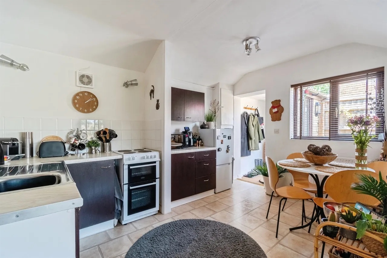 High Street, Box, SN13, photo 4