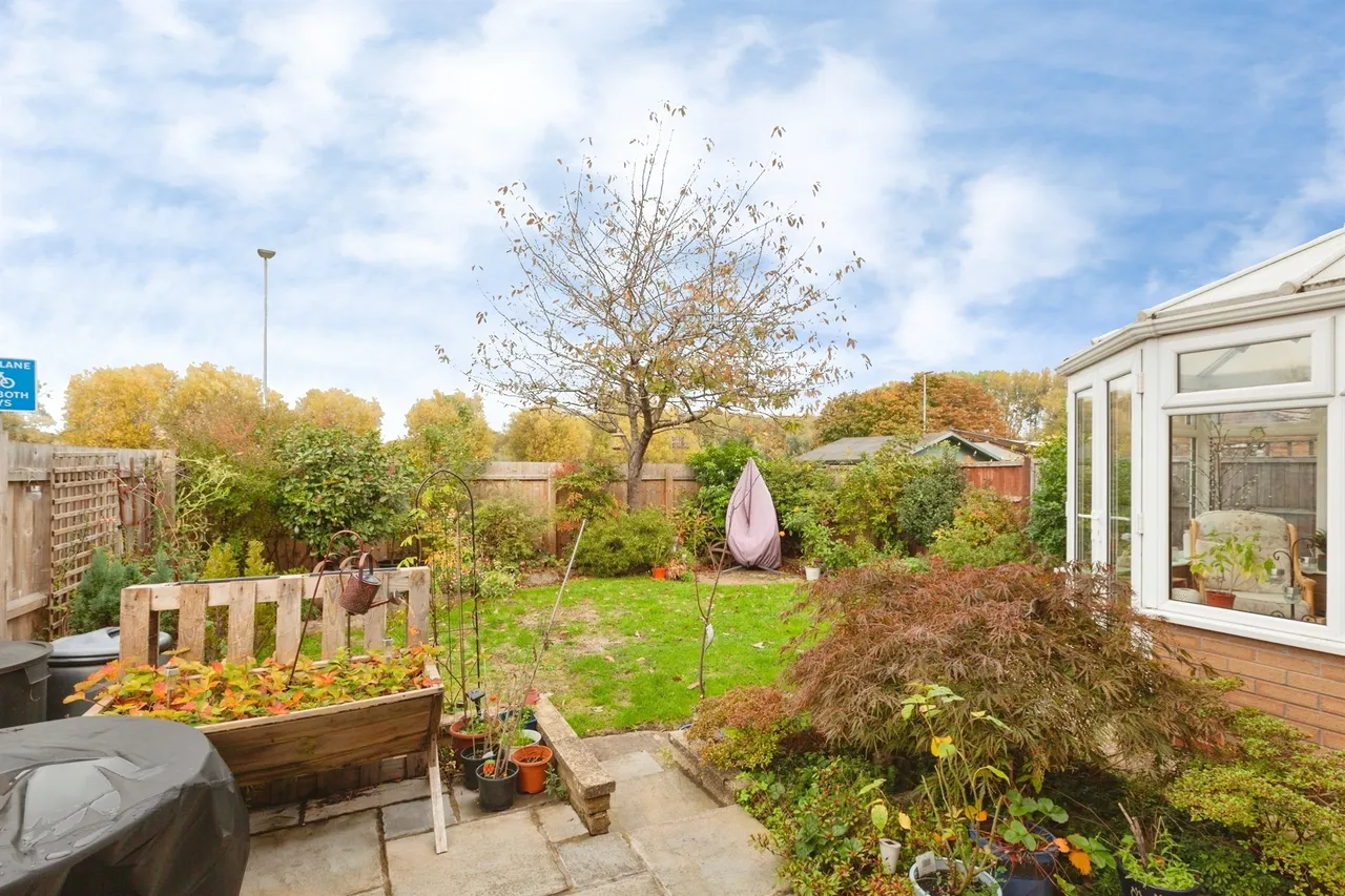 Field Close, Littlethorpe, LE19, photo 20