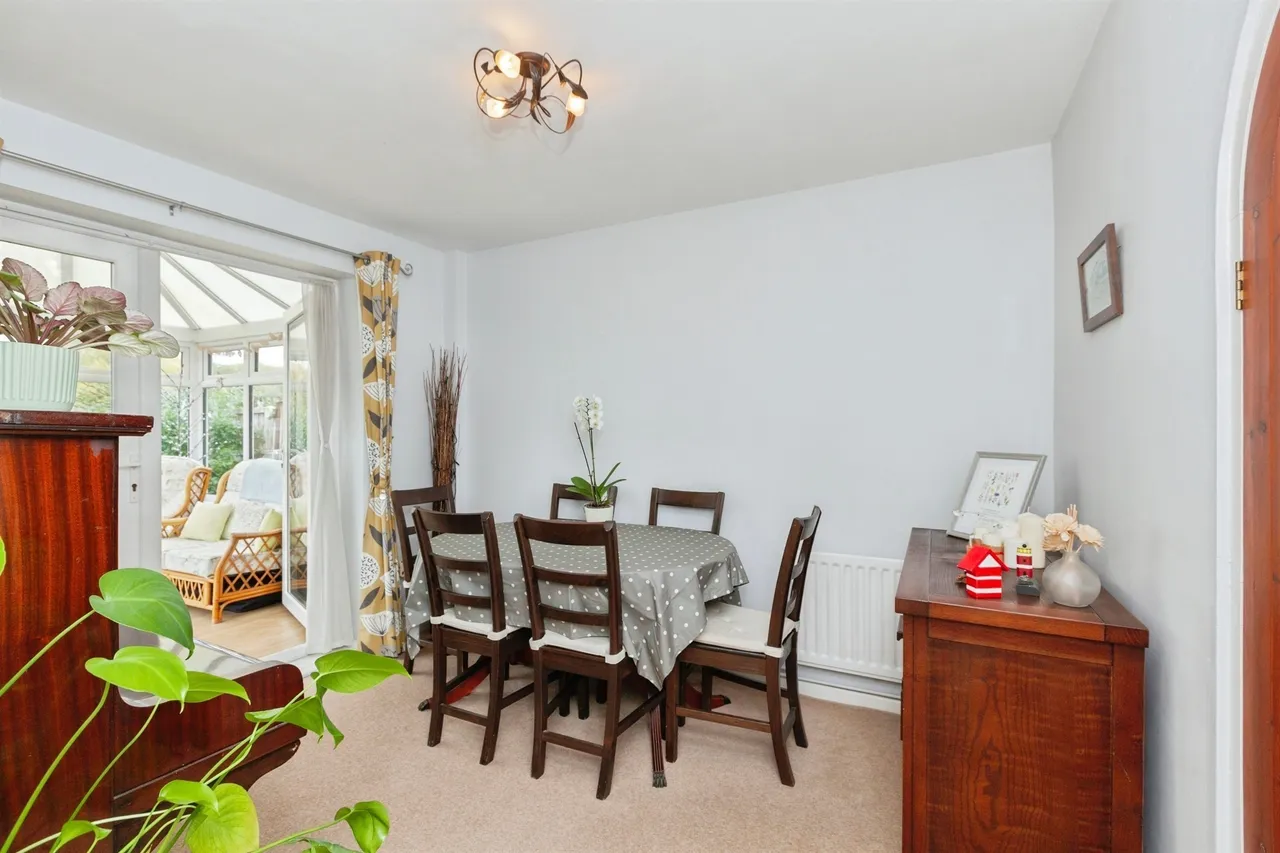 Field Close, Littlethorpe, LE19, photo 6