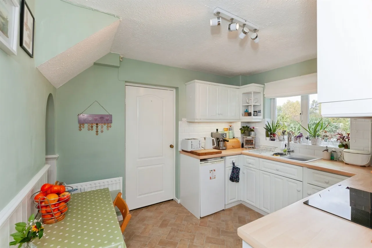Field Close, Littlethorpe, LE19, photo 9