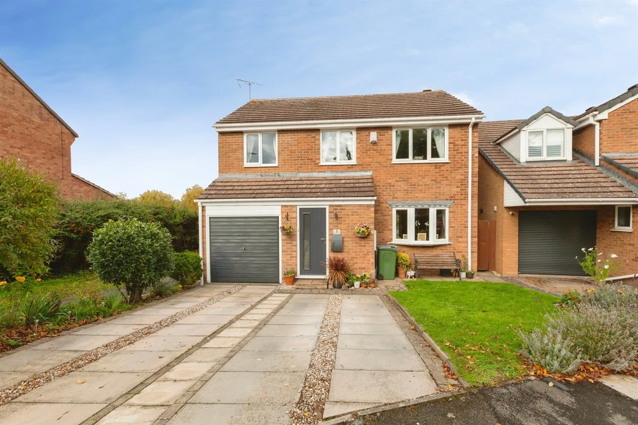 4 bed house for sale, Field Close, Littlethorpe, LE19