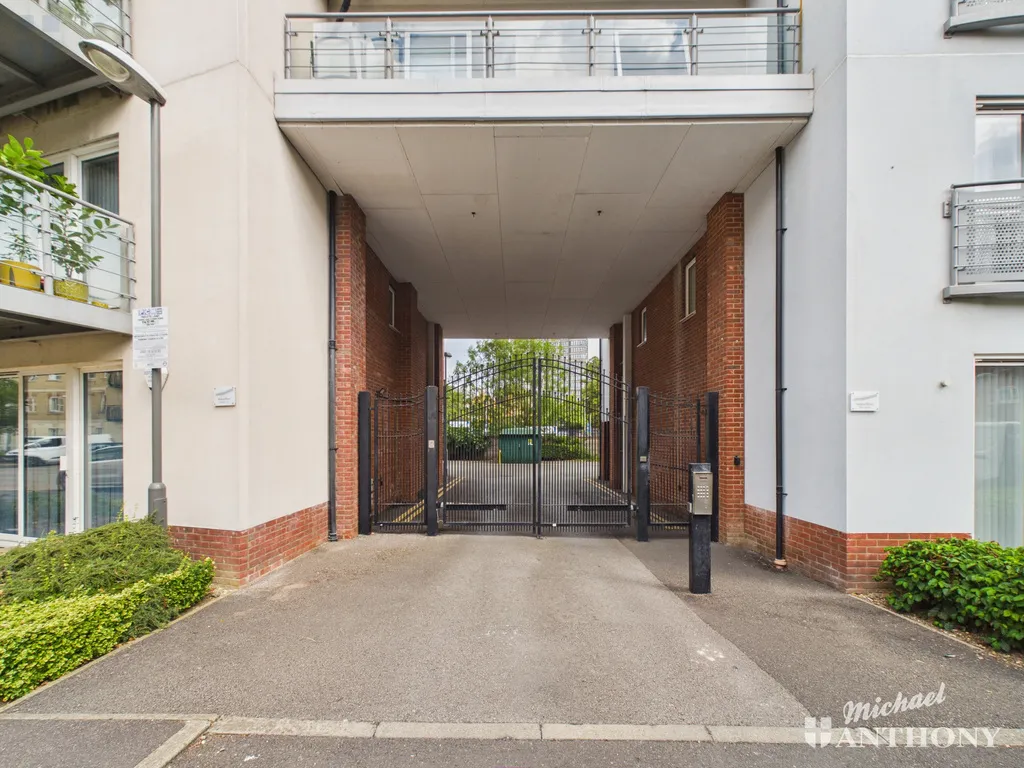 , Stanton House, Aylesbury, Coxhill Way, HP21 8FW, photo 13