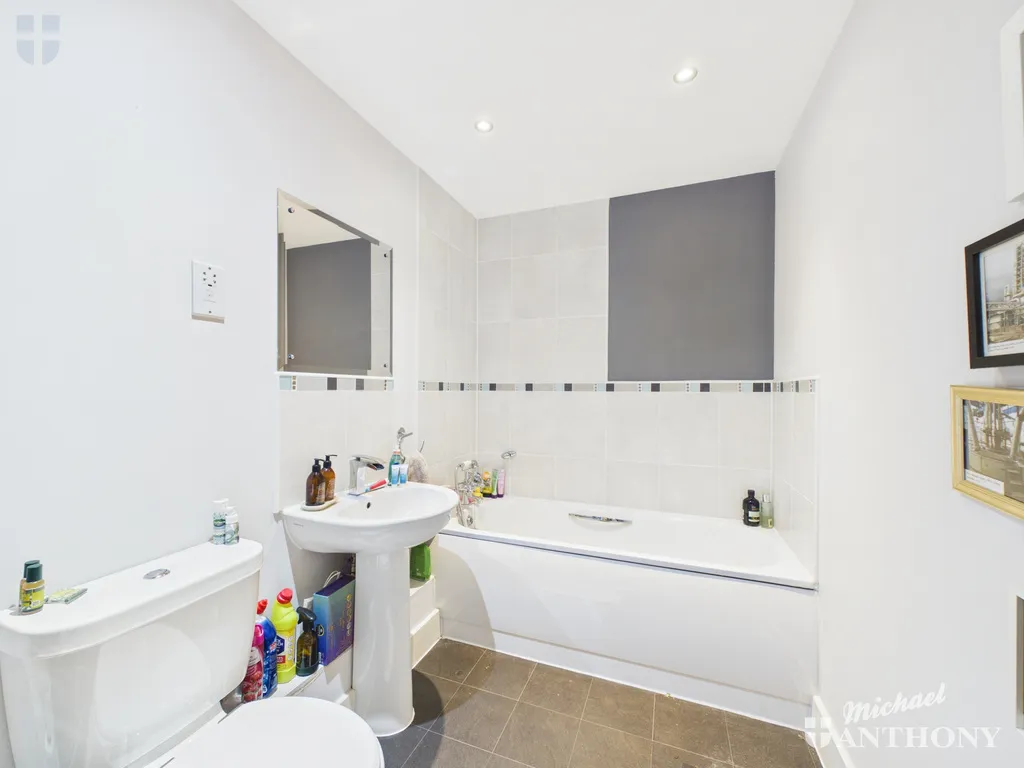 , Stanton House, Aylesbury, Coxhill Way, HP21 8FW, photo 7