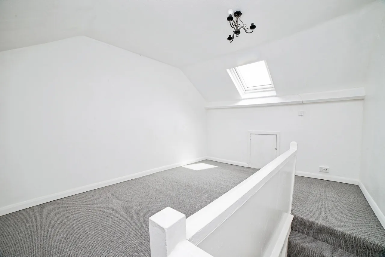 Bowling Street, Mansfield, Nottinghamshire, NG18, photo 16
