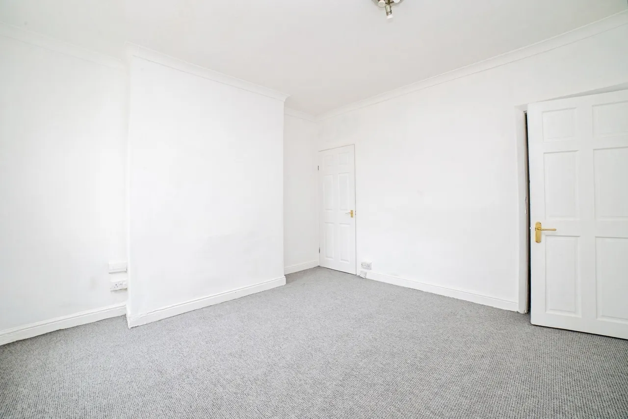 Bowling Street, Mansfield, Nottinghamshire, NG18, photo 9