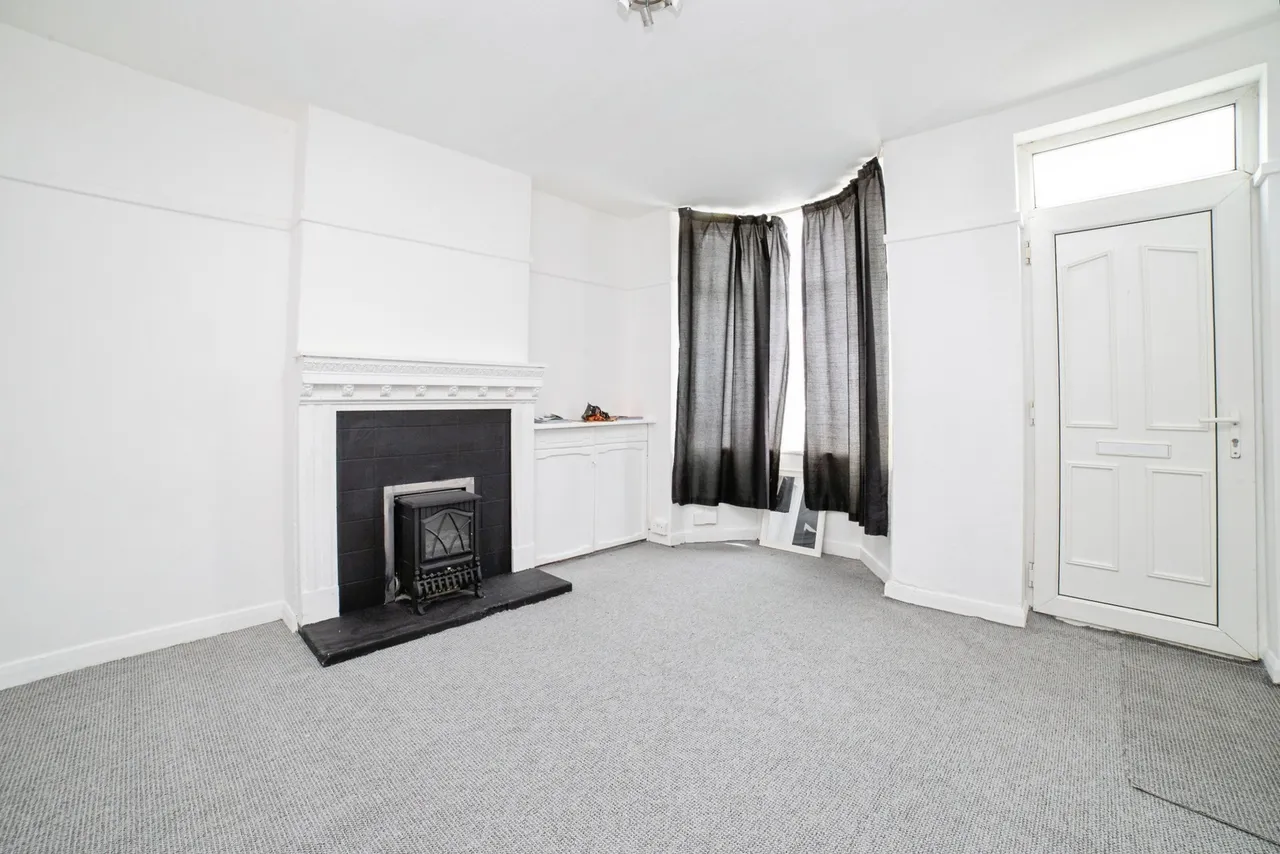 Bowling Street, Mansfield, Nottinghamshire, NG18, photo 2