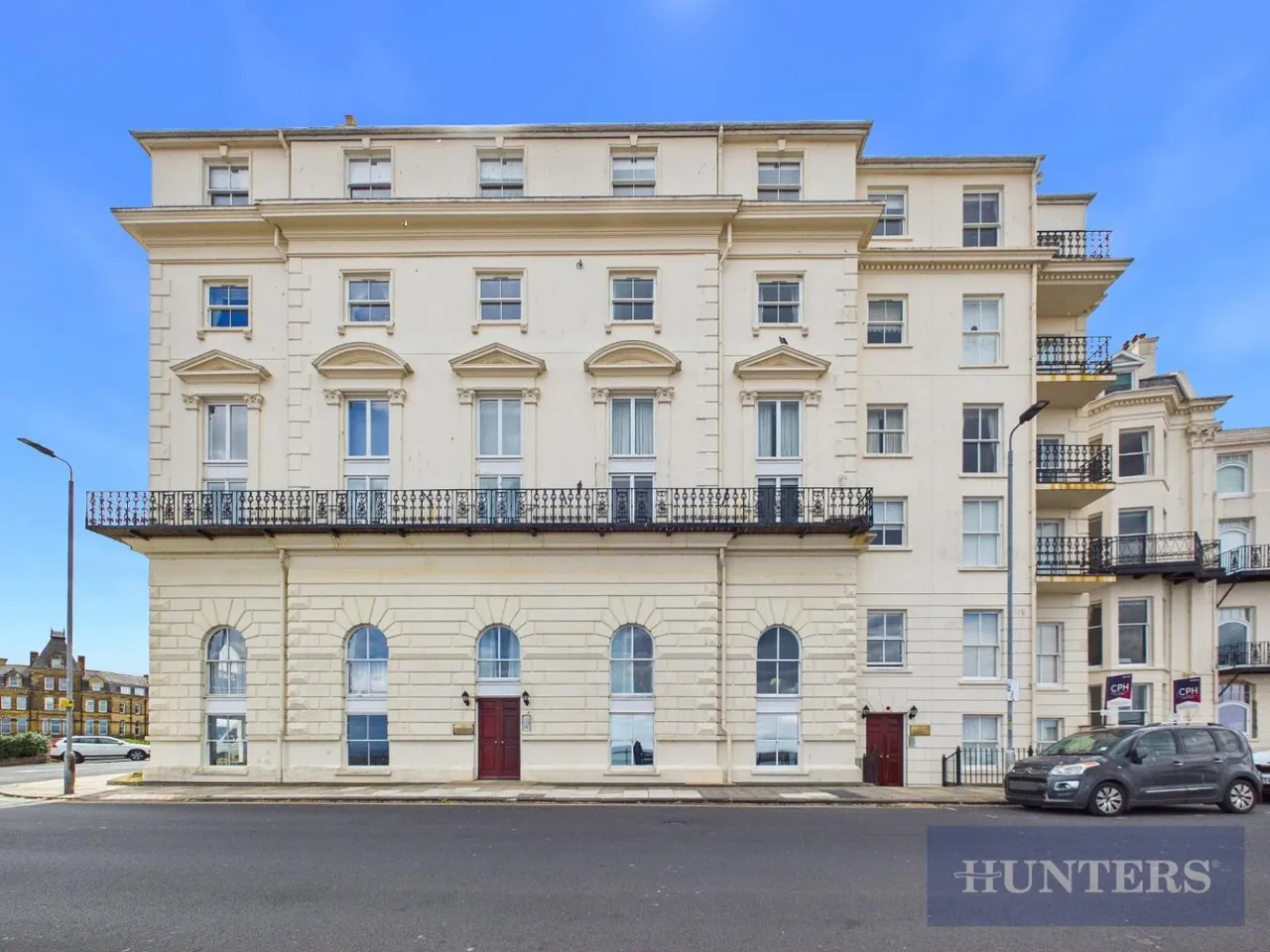 3 bed flat for sale, Esplanade, Scarborough, YO11