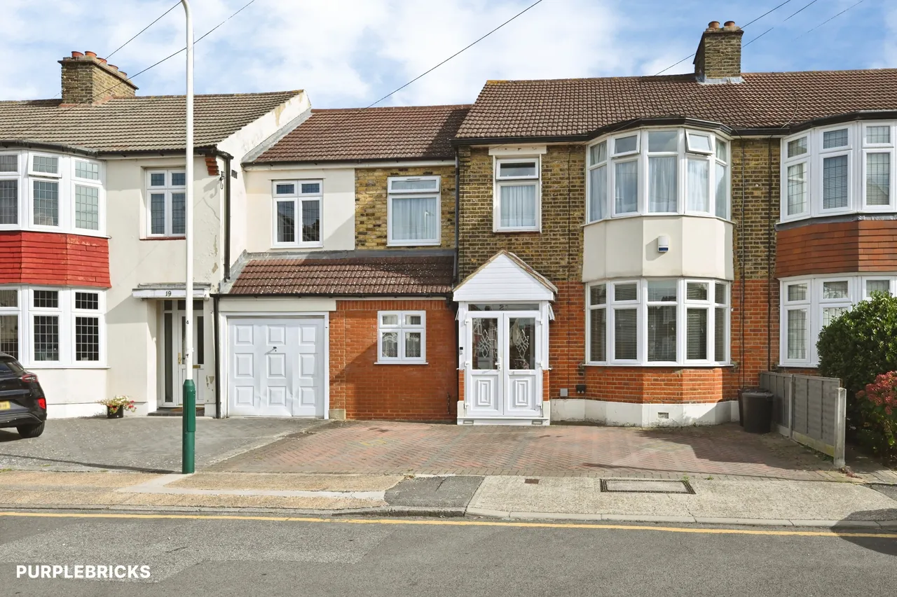 Lonsdale Avenue, Romford, RM7, photo 27
