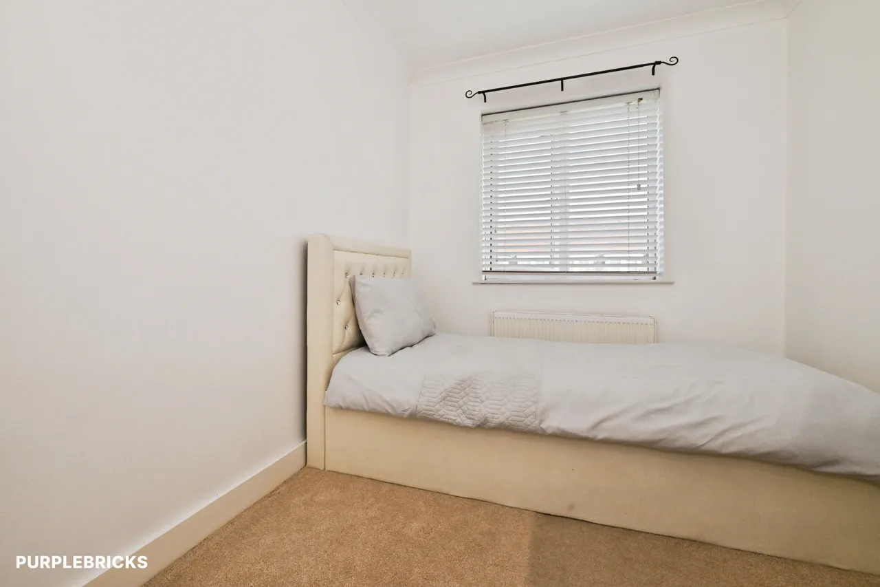 Lonsdale Avenue, Romford, RM7, photo 39