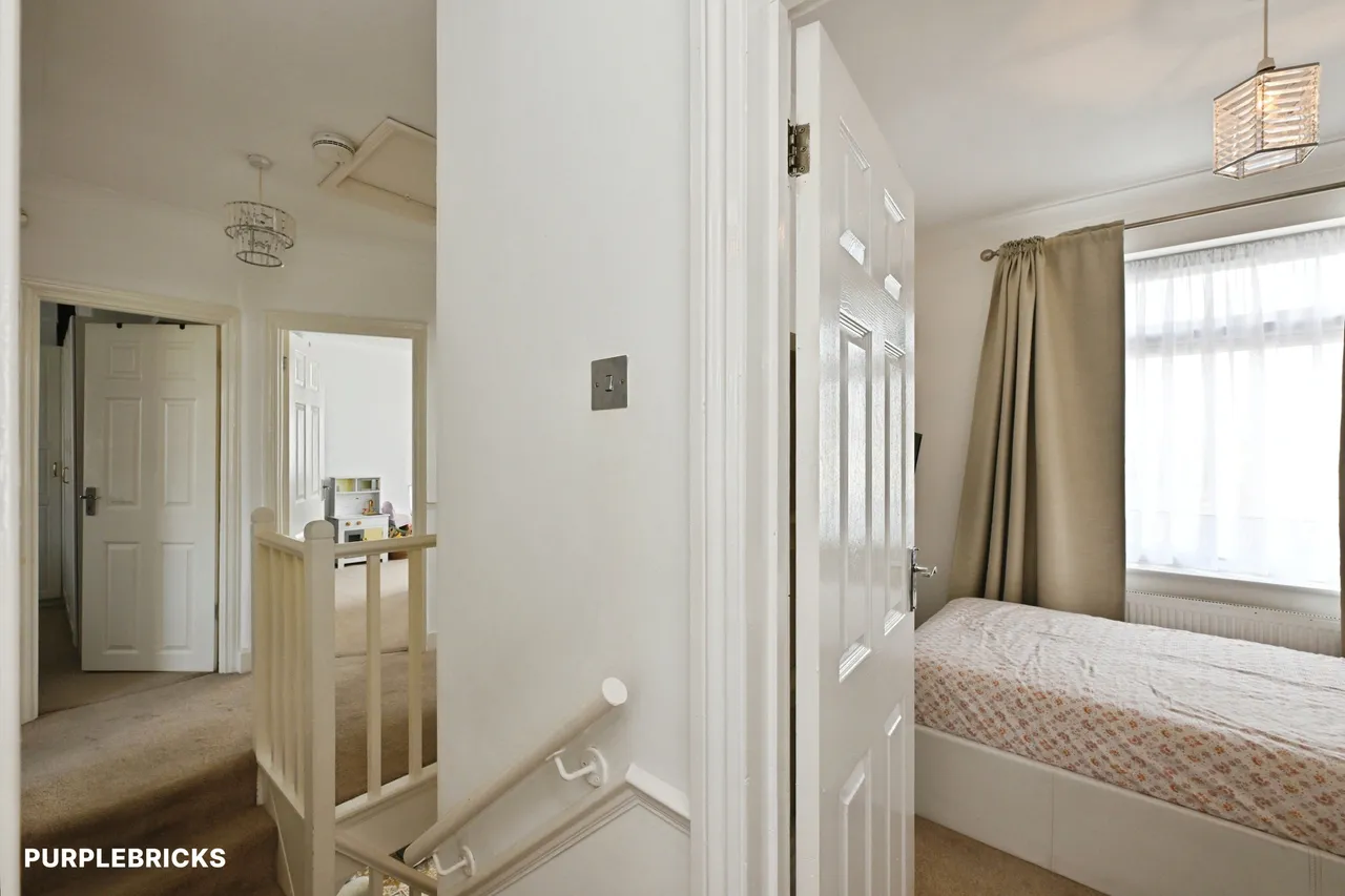 Lonsdale Avenue, Romford, RM7, photo 15
