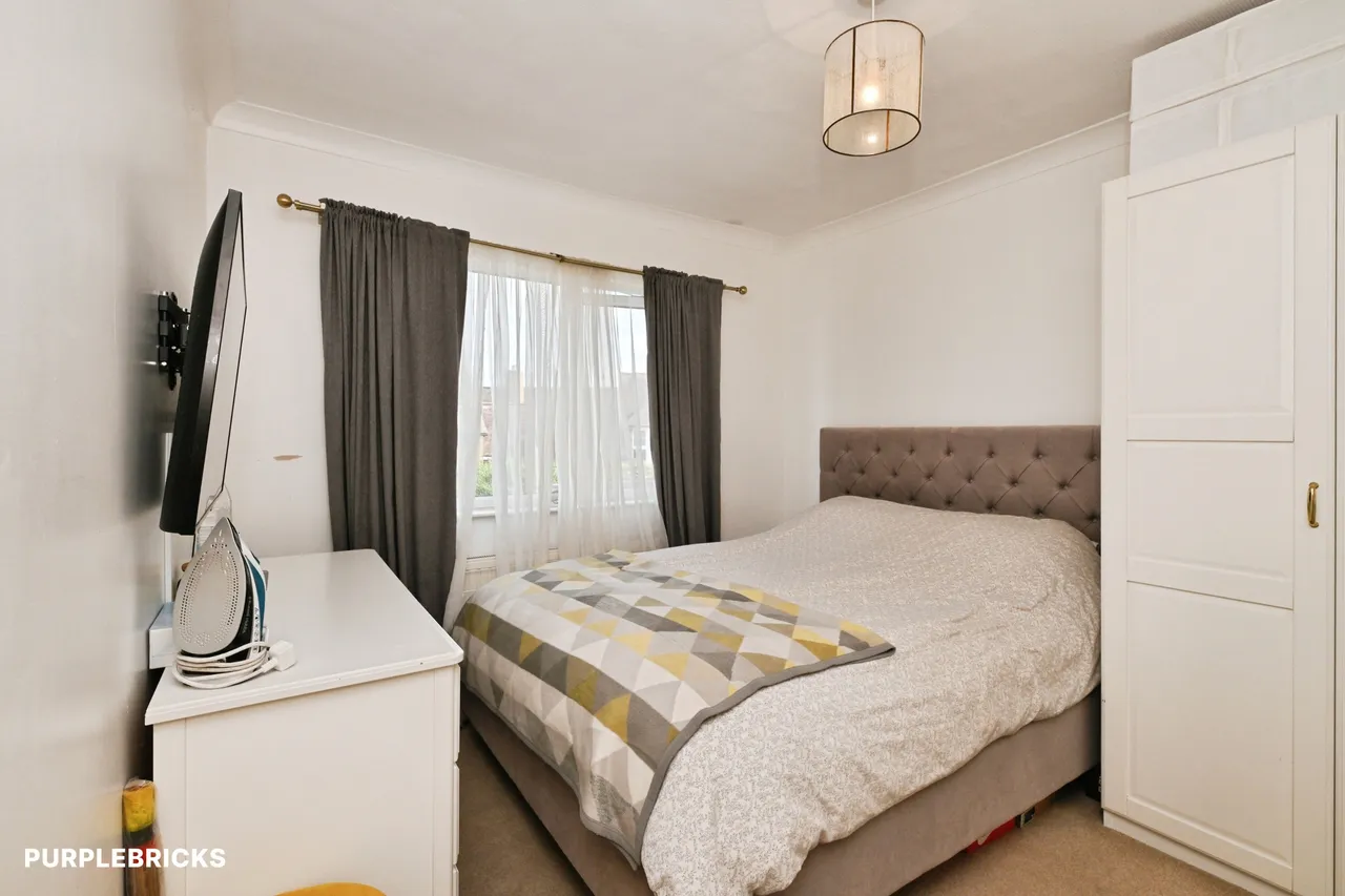 Lonsdale Avenue, Romford, RM7, photo 40
