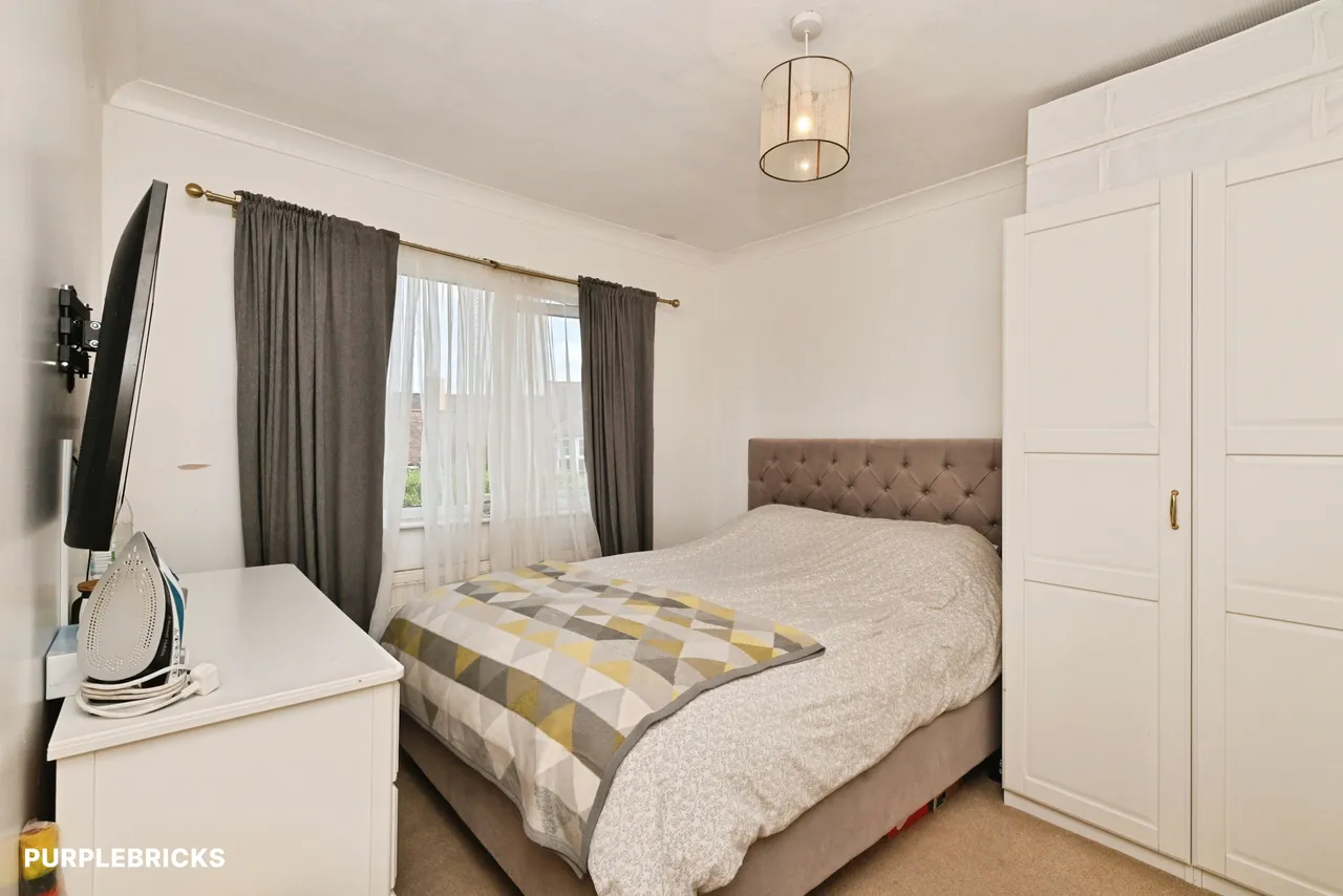 Lonsdale Avenue, Romford, RM7, photo 19