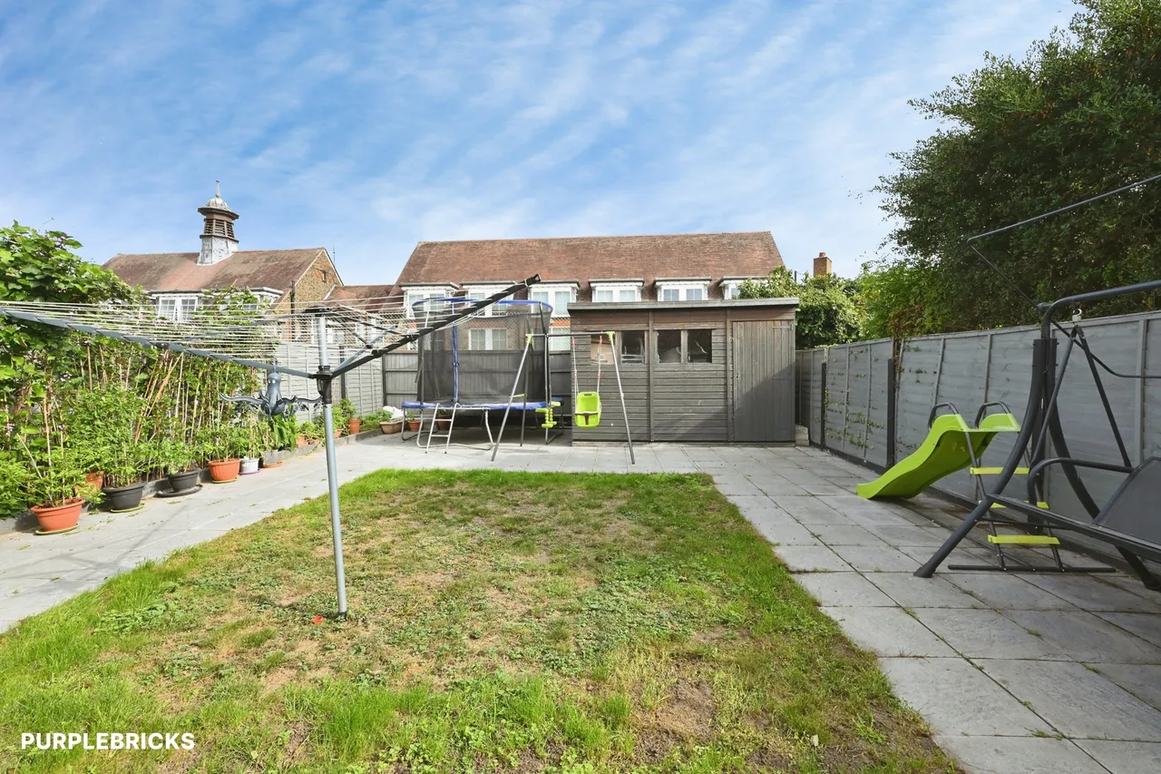 Lonsdale Avenue, Romford, RM7, photo 25