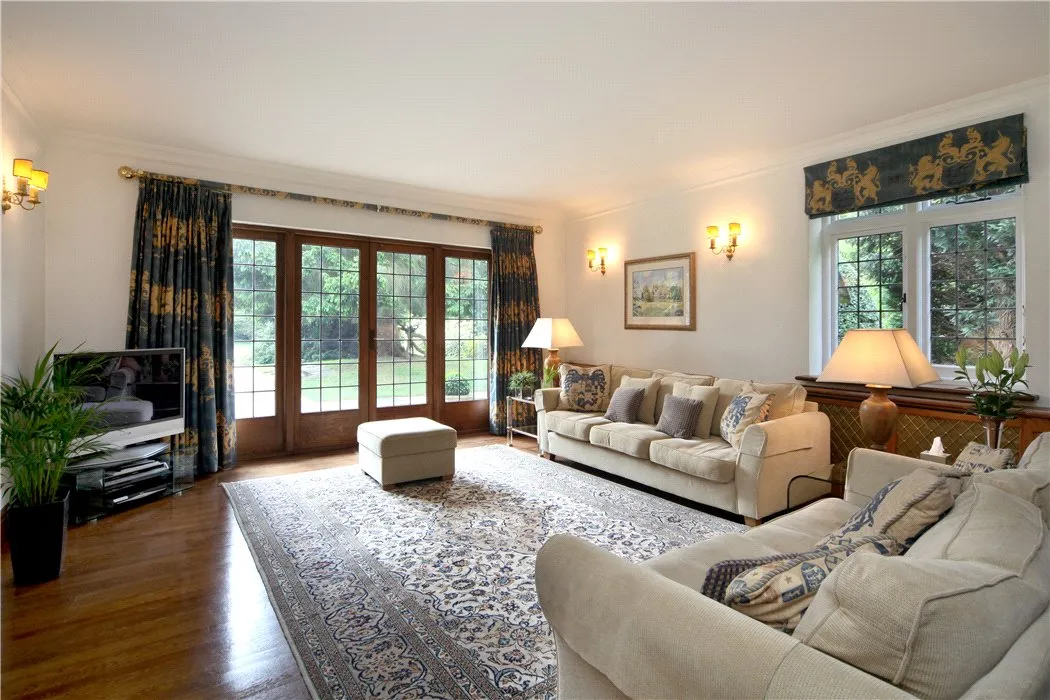 Egham, Surrey, TW20 0XY, photo 11