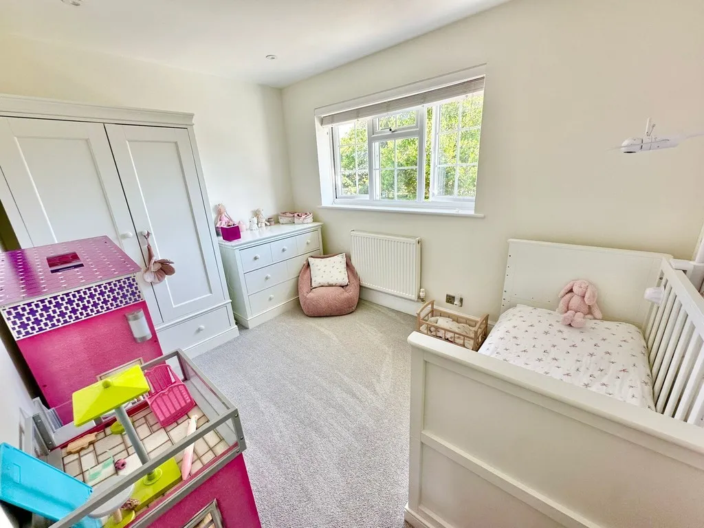 Mytchett, Camberley, photo 15