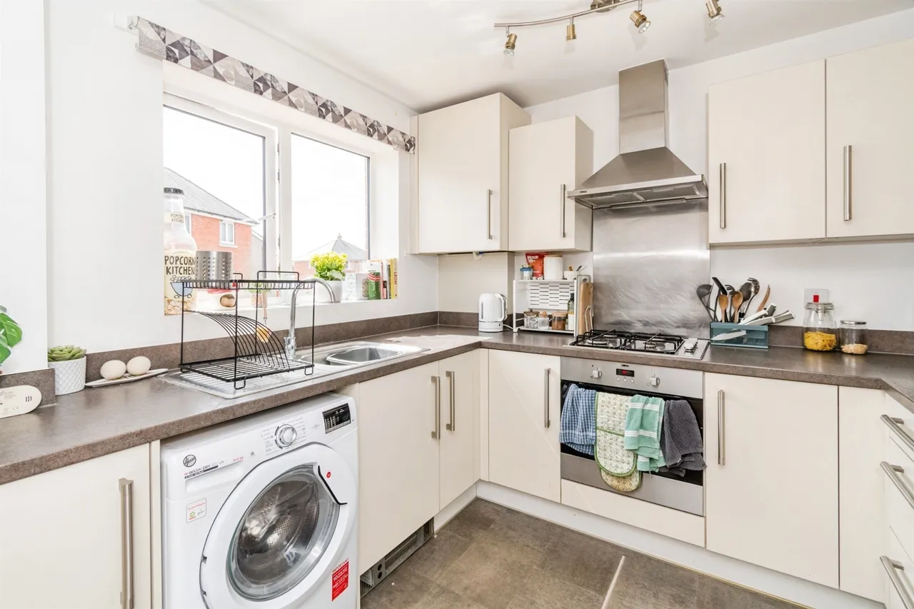 Cutforth Way, Abbottswood, Romsey, photo 10
