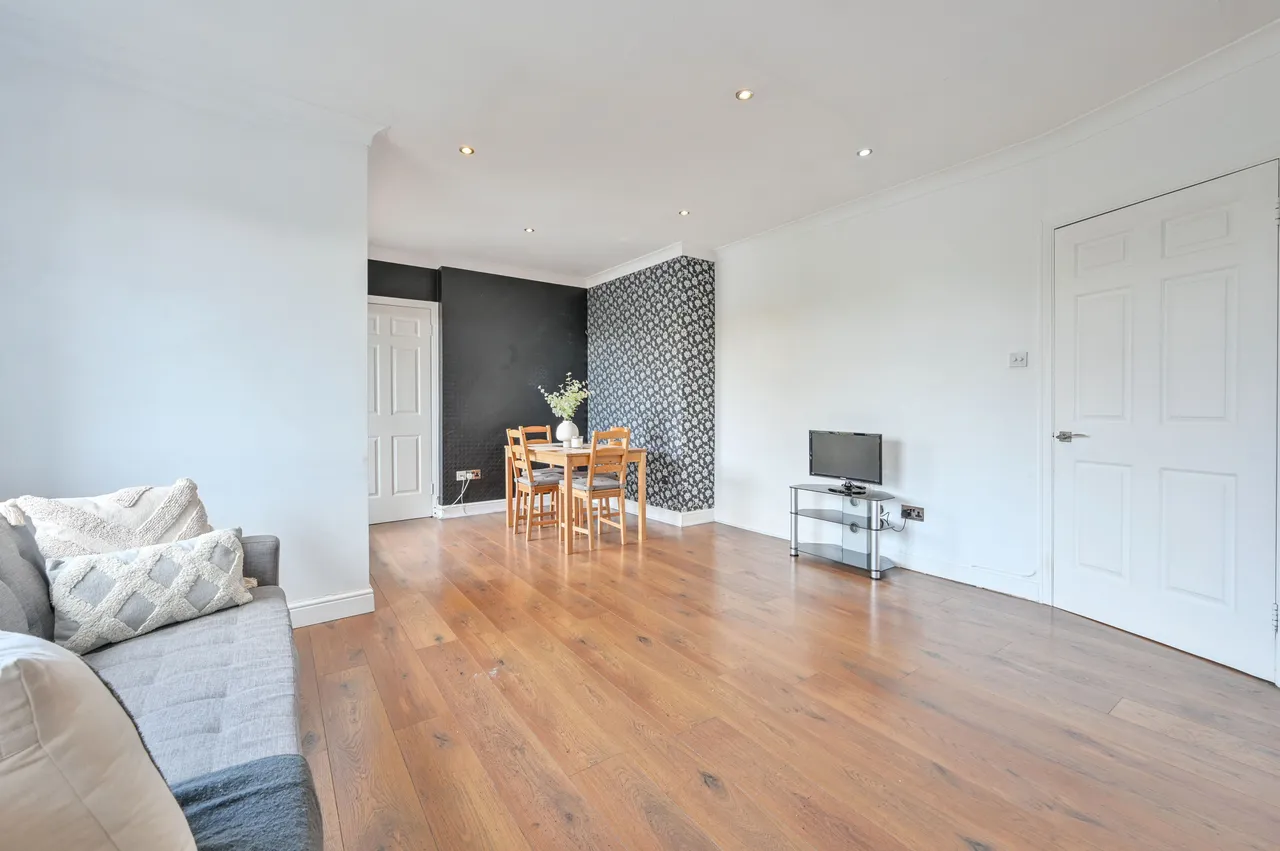Kingston upon Thames, KT1, photo 9