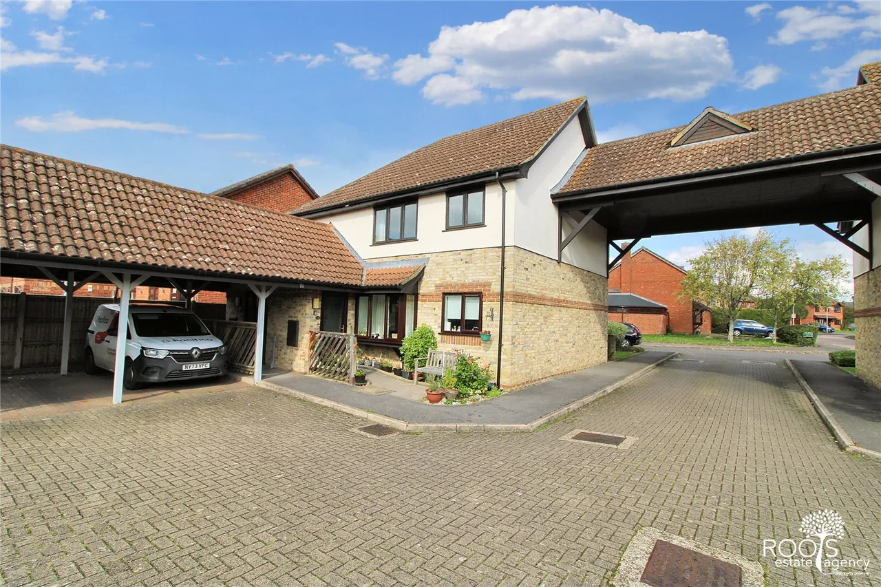 Thatcham, Berkshire, photo 2