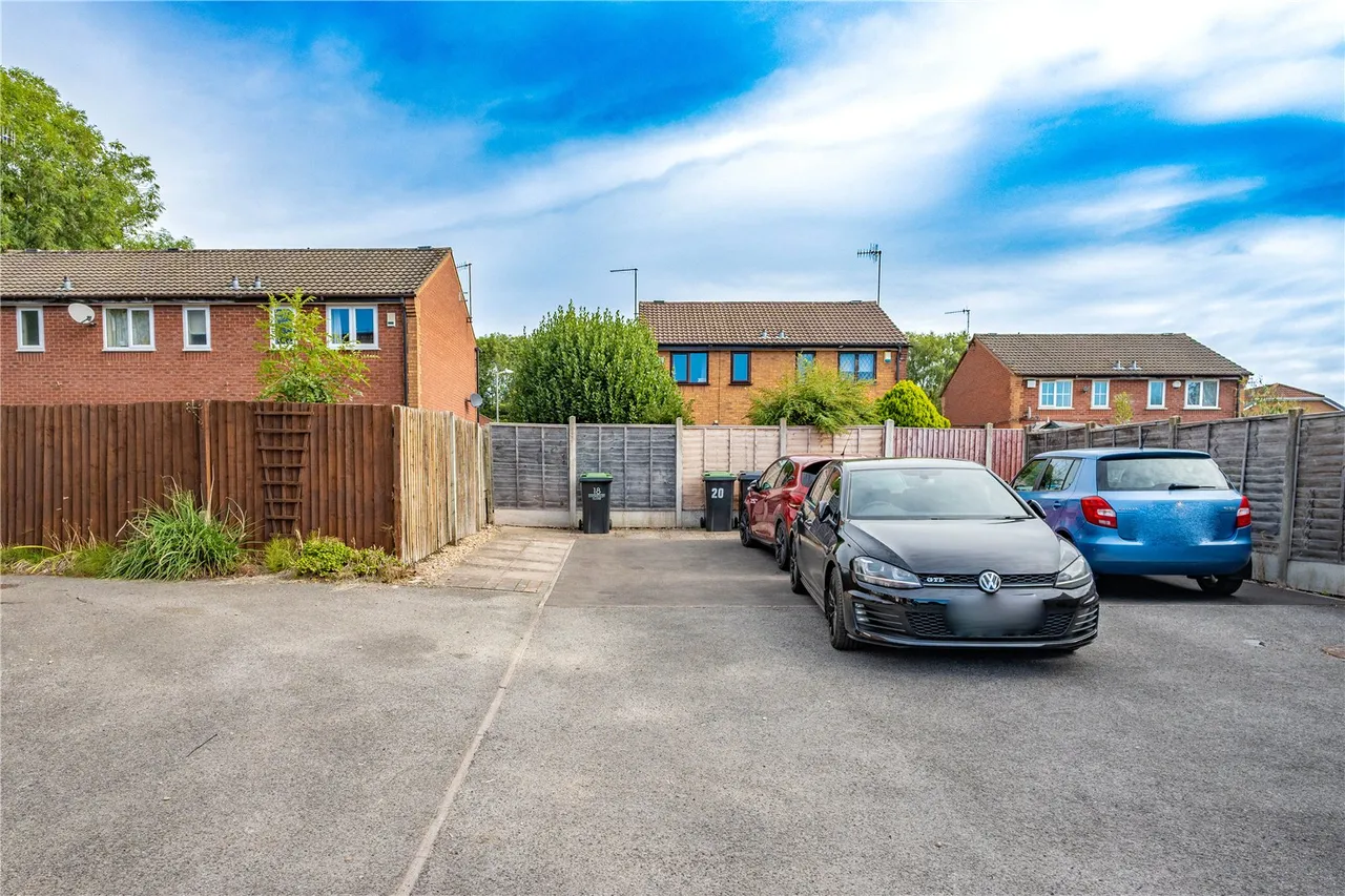 Knowesley Close, Bromsgrove, Worcestershire, B60 2RG, photo 14