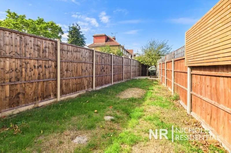 Church Rise, Chessington, KT9, photo 17