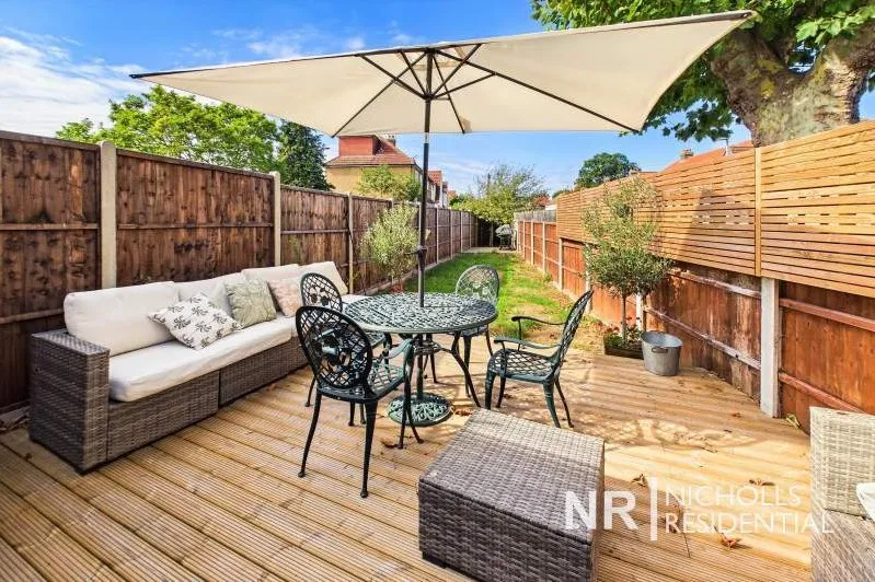 Church Rise, Chessington, KT9, photo 2