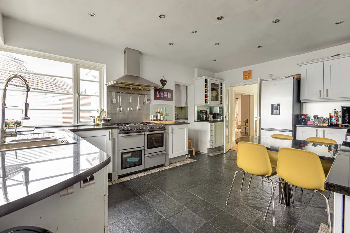 Wayside Close, London, N14, photo 6