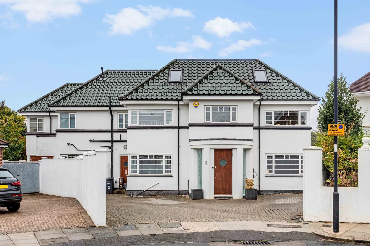 Wayside Close, London, N14, photo 11