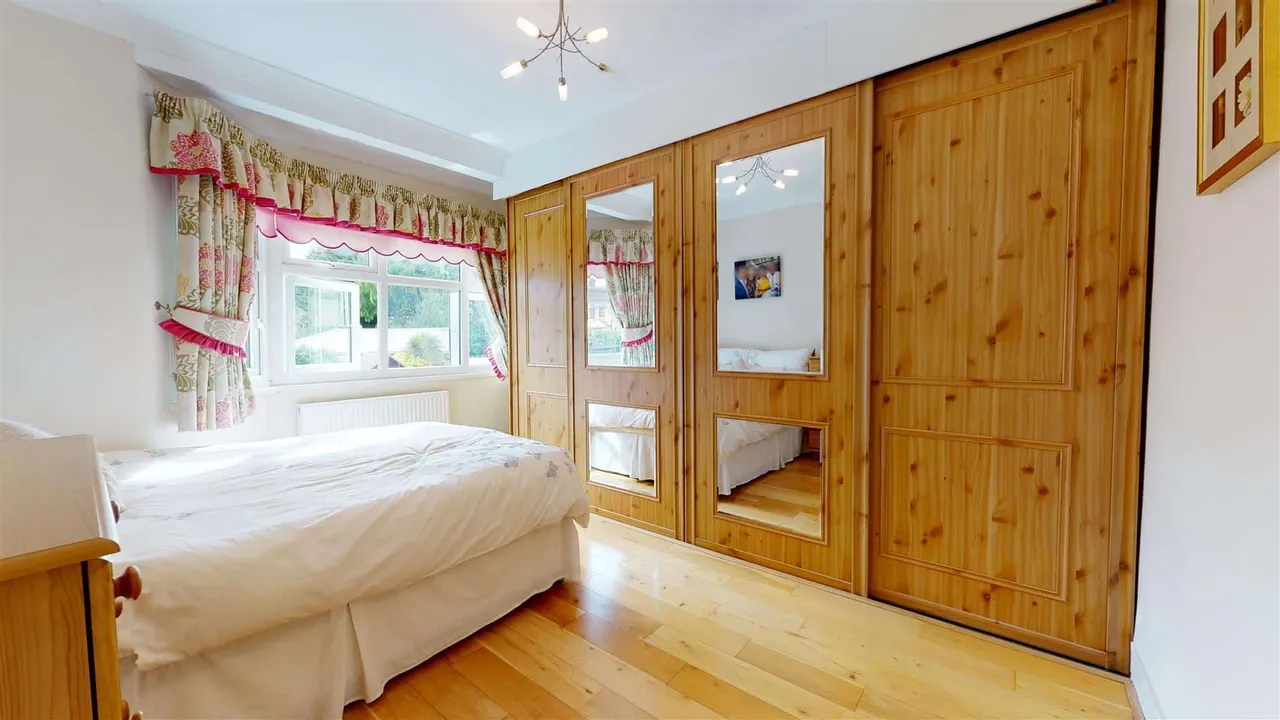 Kensington Drive, Woodford Green, IG8, photo 7