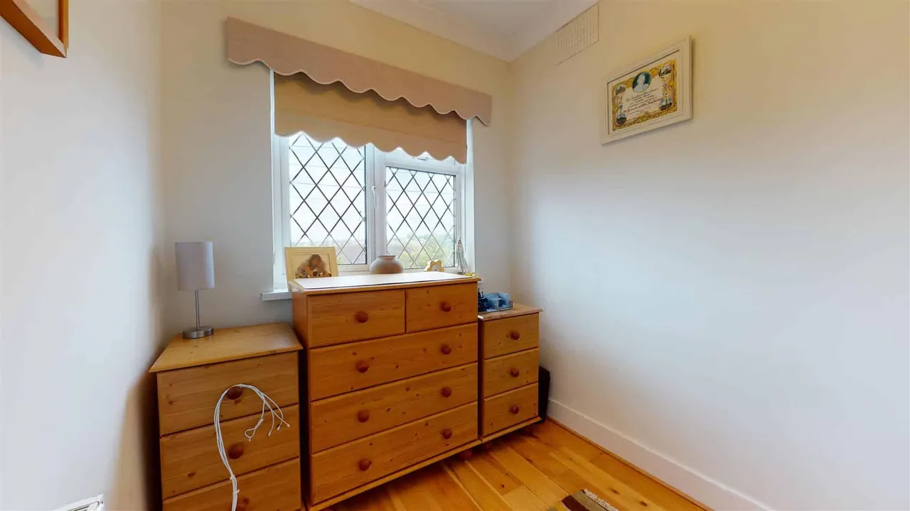 Kensington Drive, Woodford Green, IG8, photo 10
