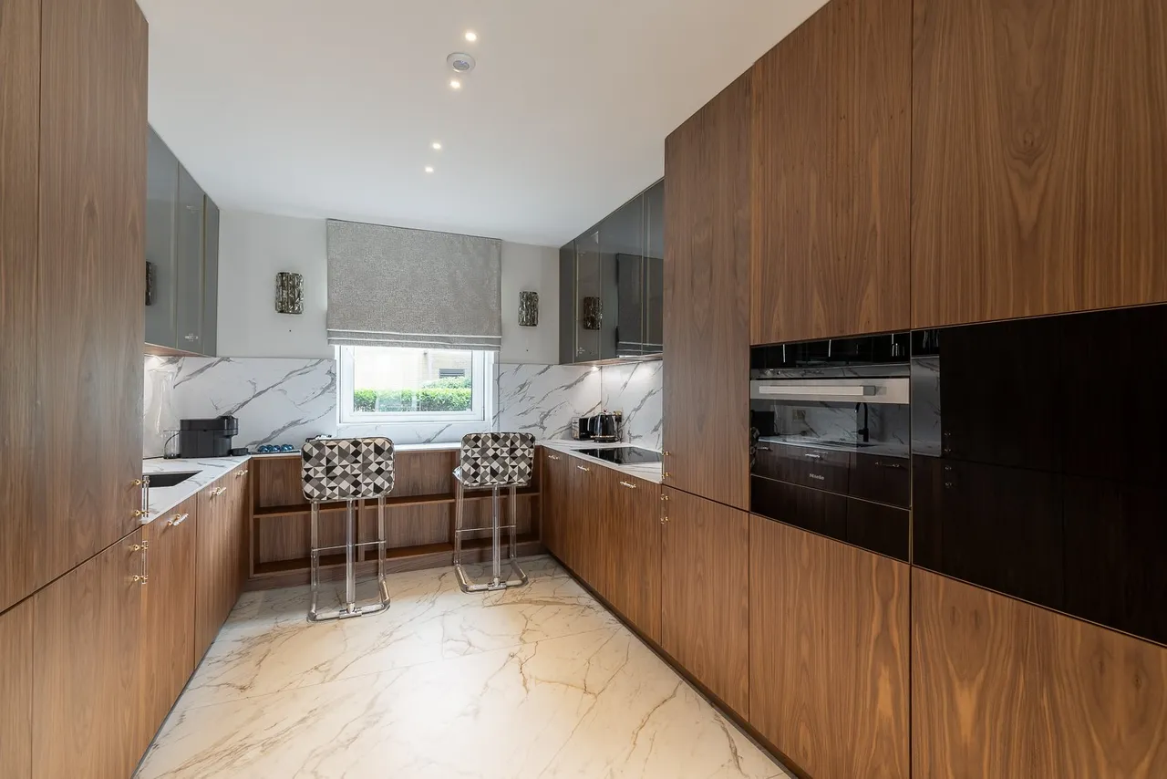 Central Avenue, Fulham, SW6, photo 7