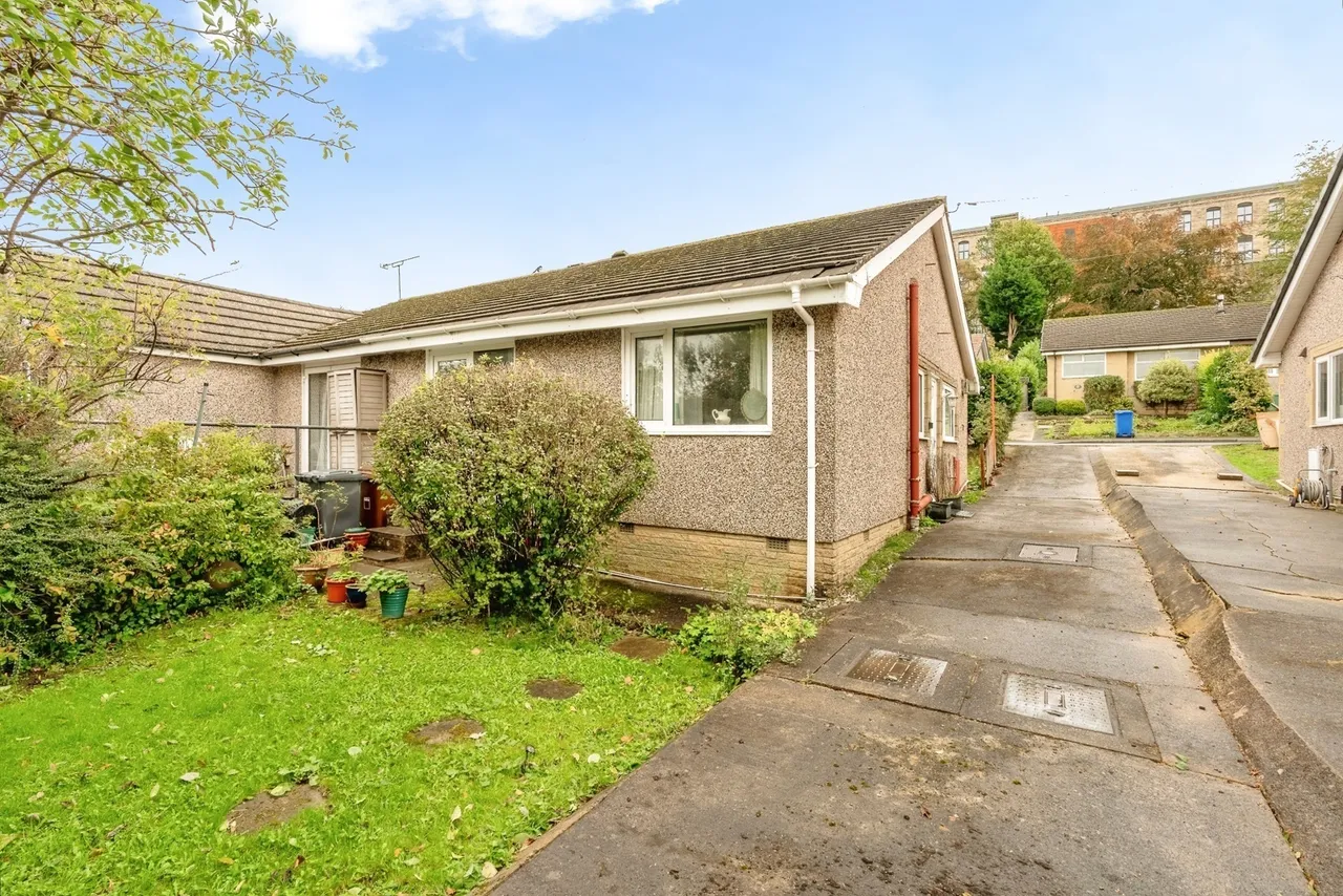 Chatburn Park Drive, Brierfield, BB9, photo 2