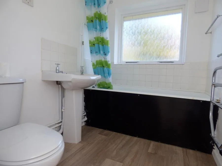Woodmill Lane, Southampton, SO18, photo 6