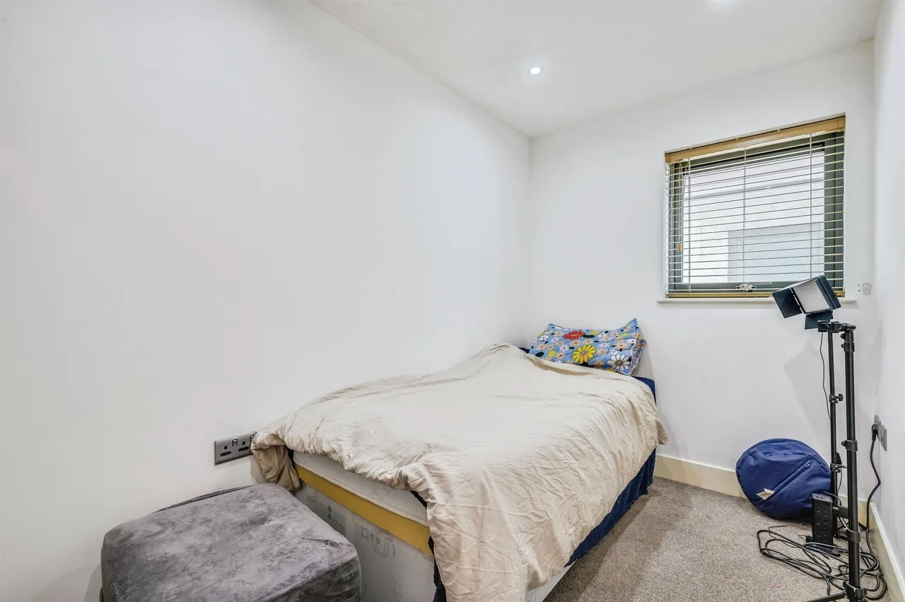 Barrack Place, Plymouth, PL1, photo 16