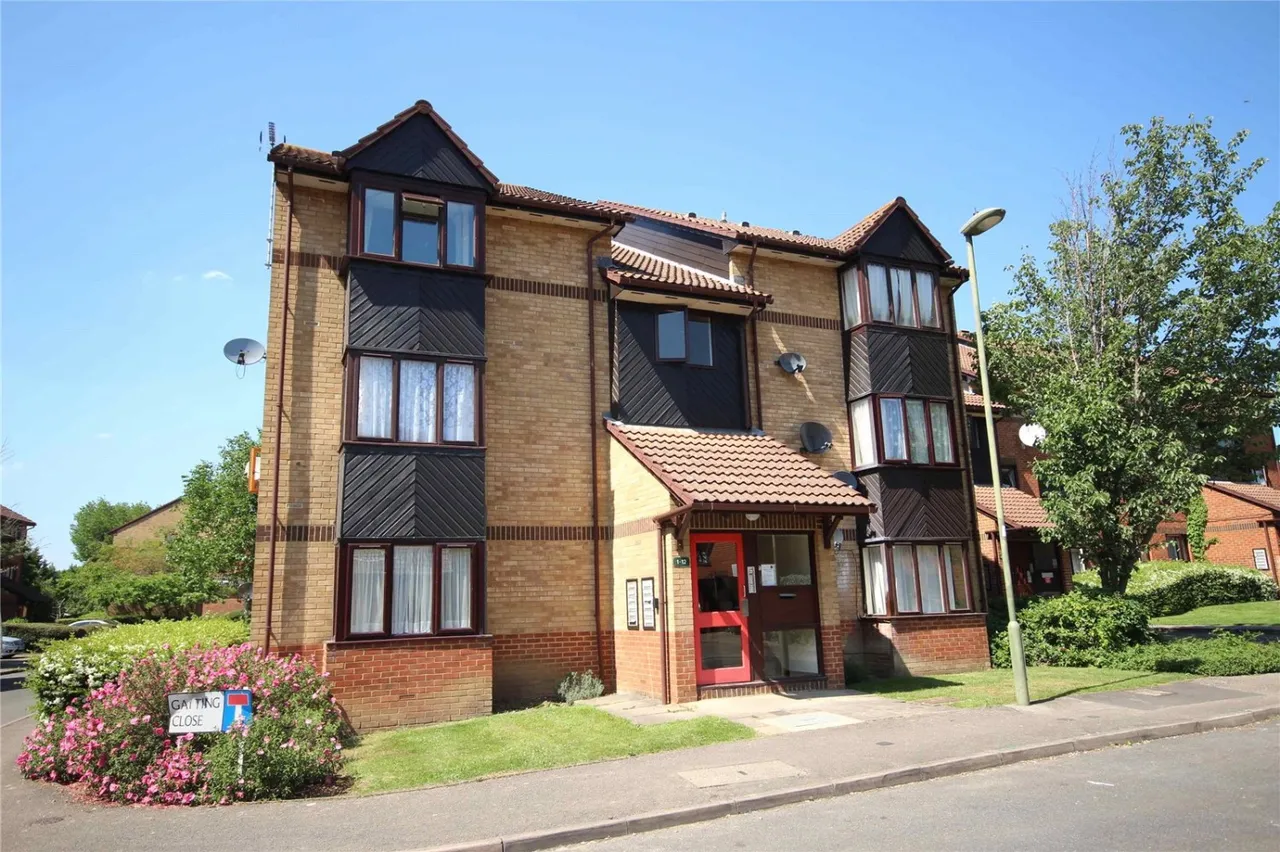 Gatting Close, Edgware, HA8, photo 5