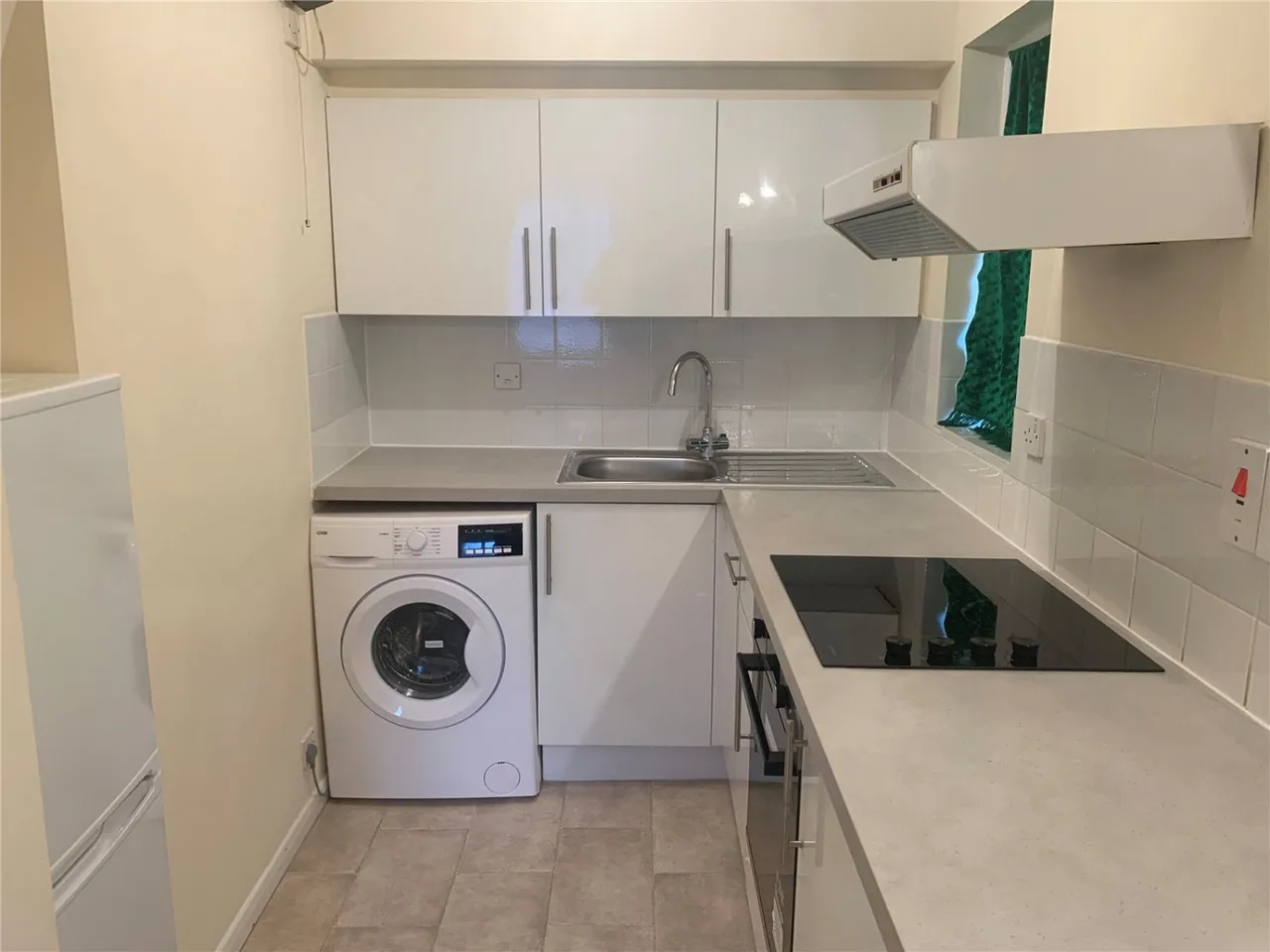 Gatting Close, Edgware, HA8, photo 2