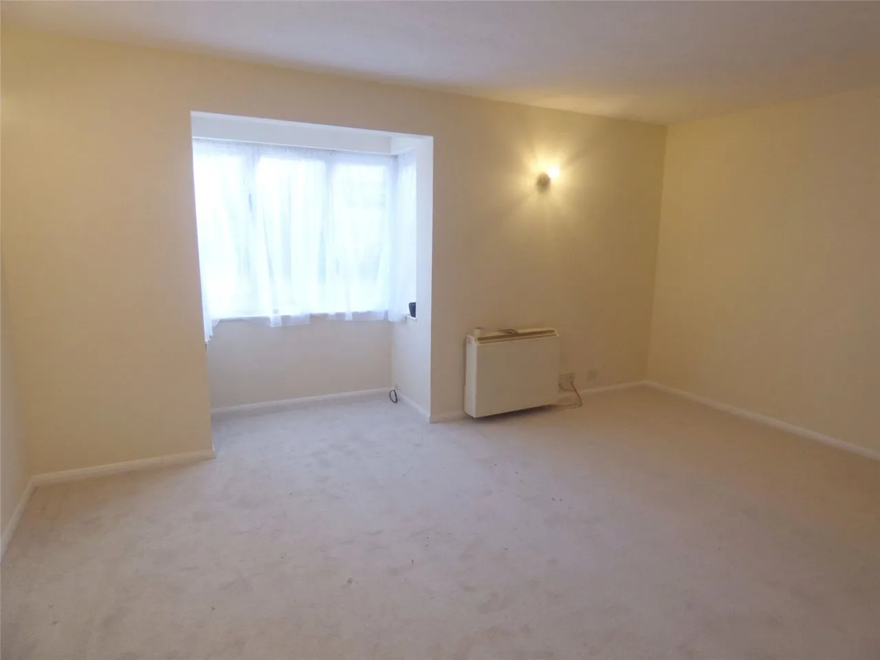 flat to rent, Gatting Close, Edgware, HA8