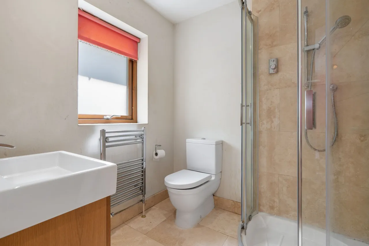St. Johns Road, Hazlemere, HP15, photo 25