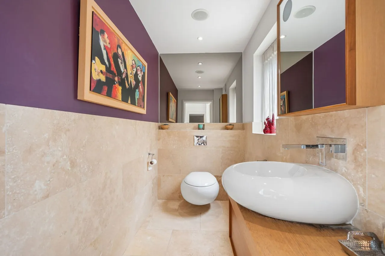 St. Johns Road, Hazlemere, HP15, photo 22
