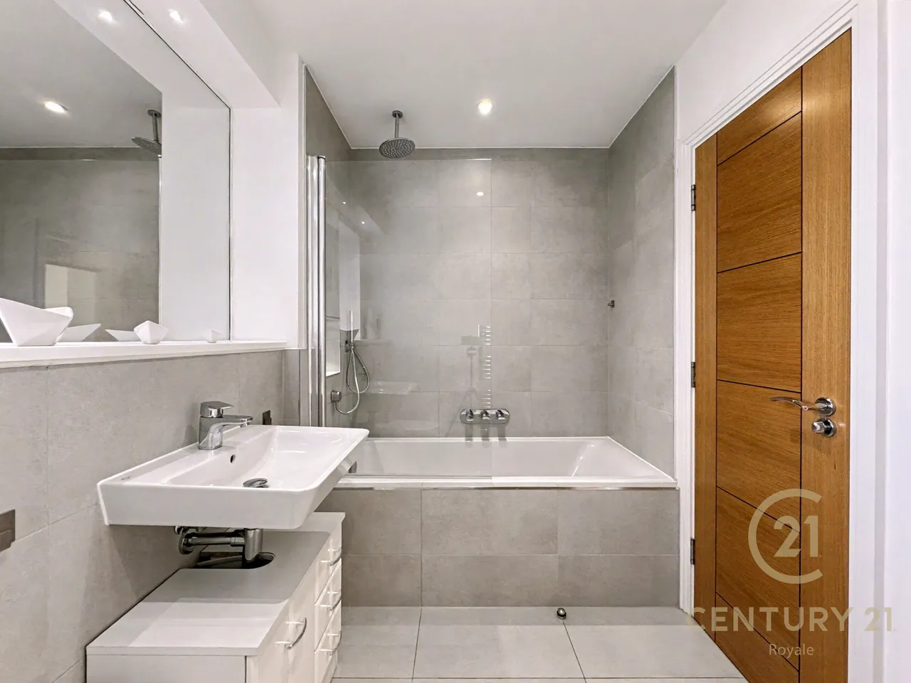 Bridge Street, Walton-On-Thames, KT12, photo 14