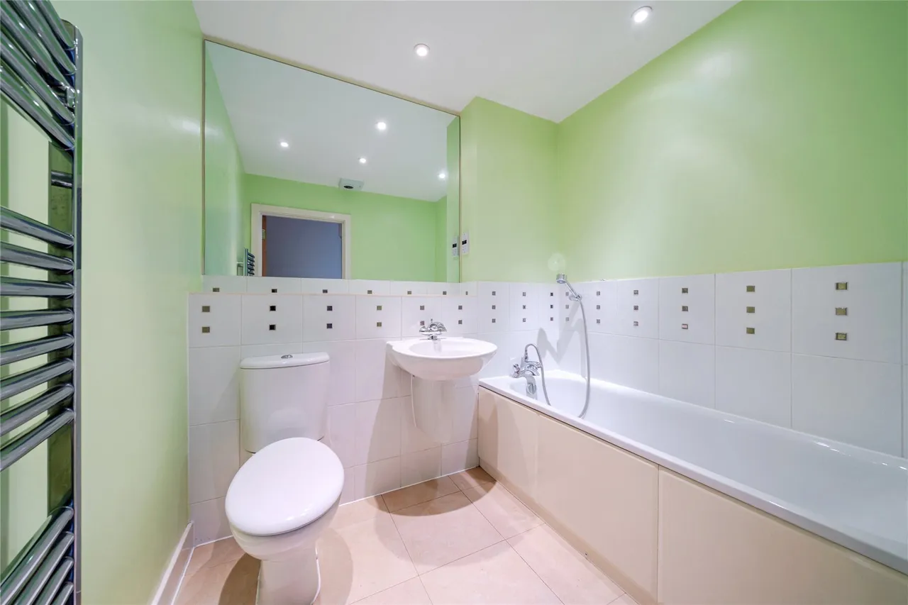 Medhurst Drive, Bromley, BR1, photo 9