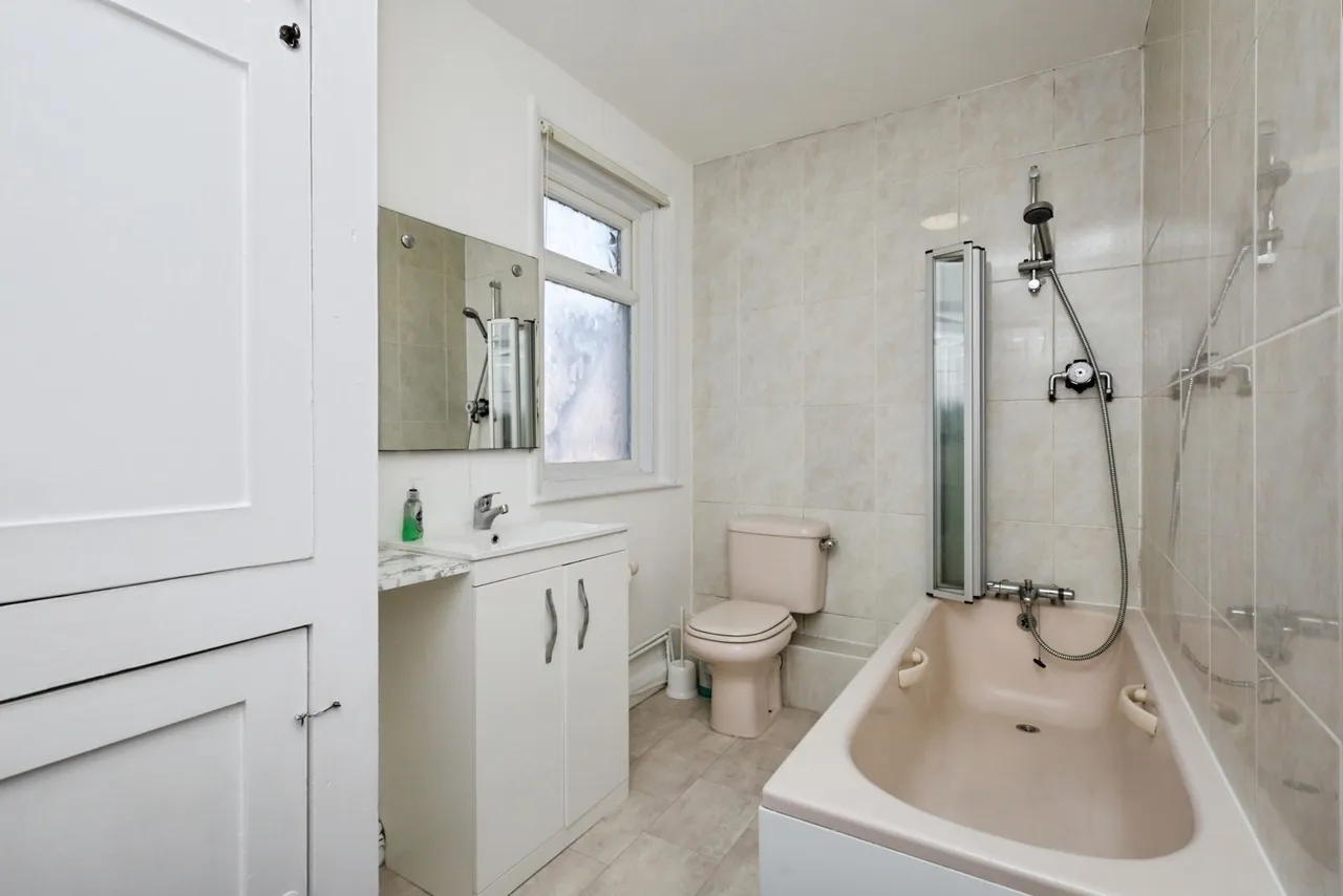 Blackwater Road, Eastbourne, BN21, photo 11
